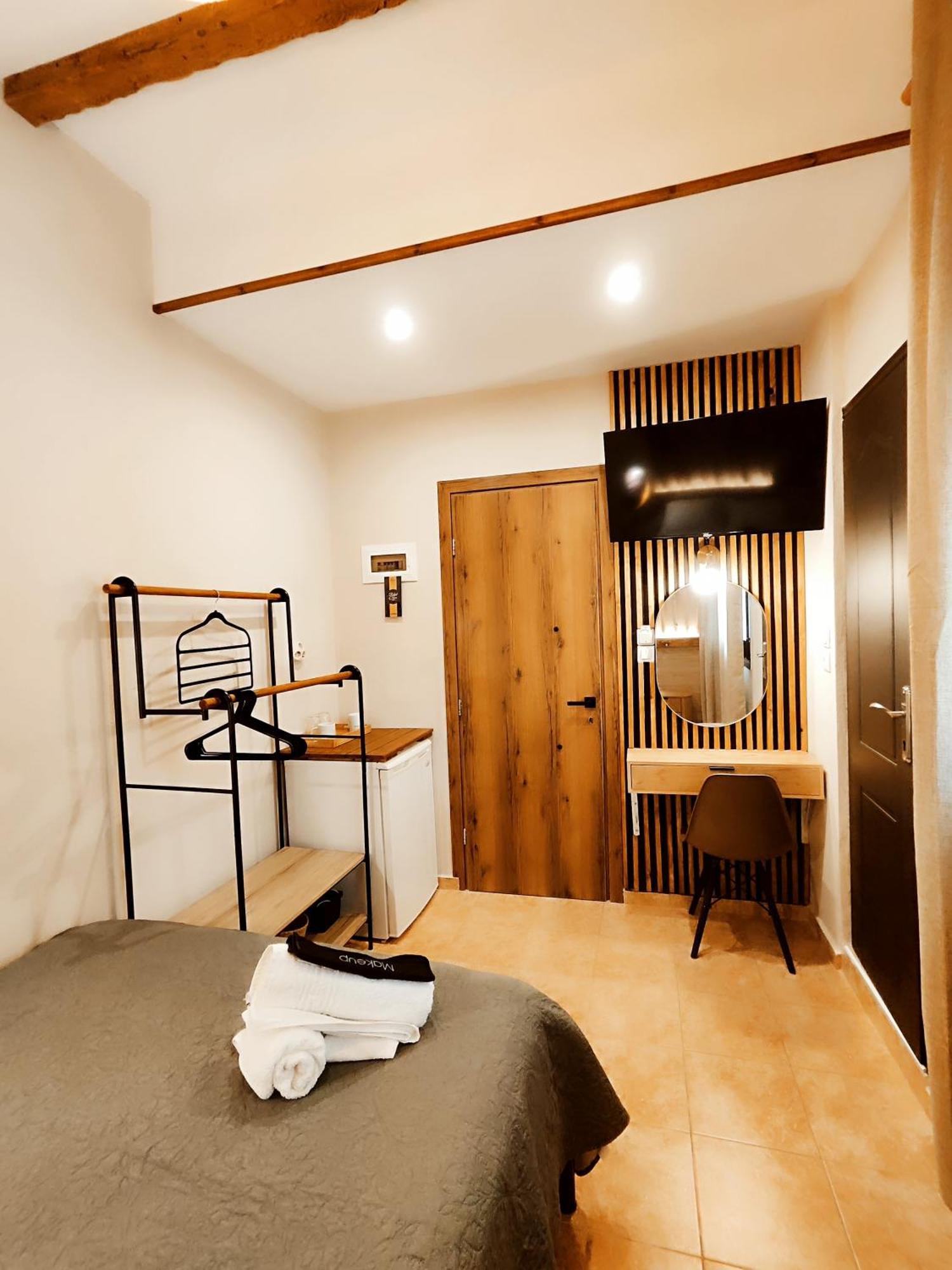 Poseidon Rooms Kala Nera Exterior photo